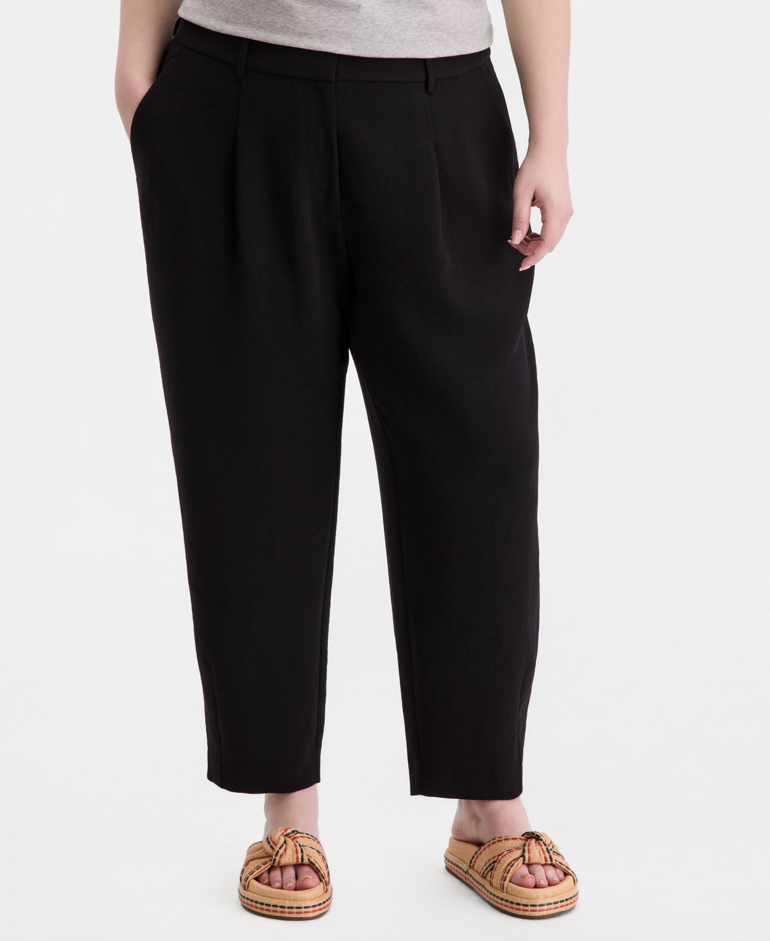 Trendy Plus Size Barrel-Leg Pants