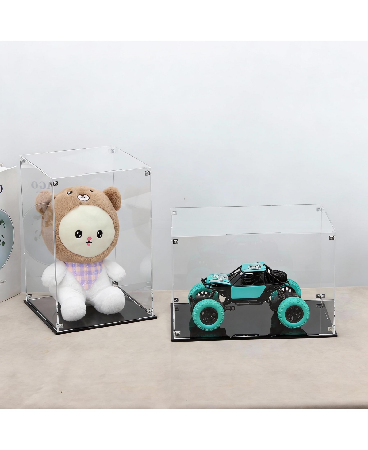 Yigii Clear Acrylic Display Box for Collectibles, Easy Assembly