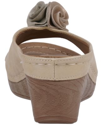 Women's Sydney Rosette Wedge Sandals