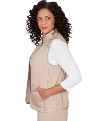 Petite Comfort and Joy Quilted Snap Front Vest