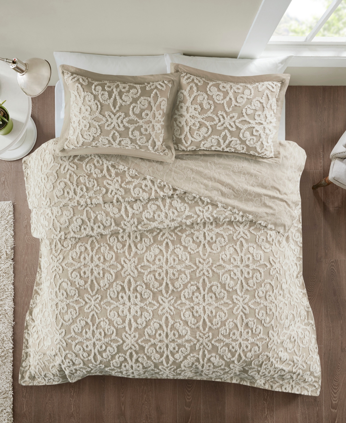 Madison Park Sabrina Tufted Chenille 3-Pc. Bedspread Set, King/California King