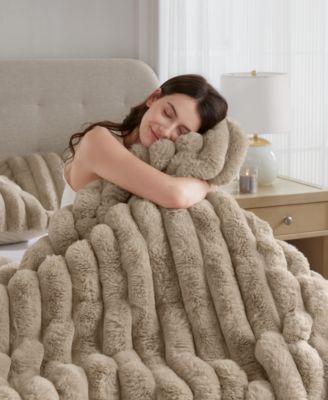 Jasmine Faux Fur Reverse to Velvet 3-Pc. Comforter Set, Full/Queen