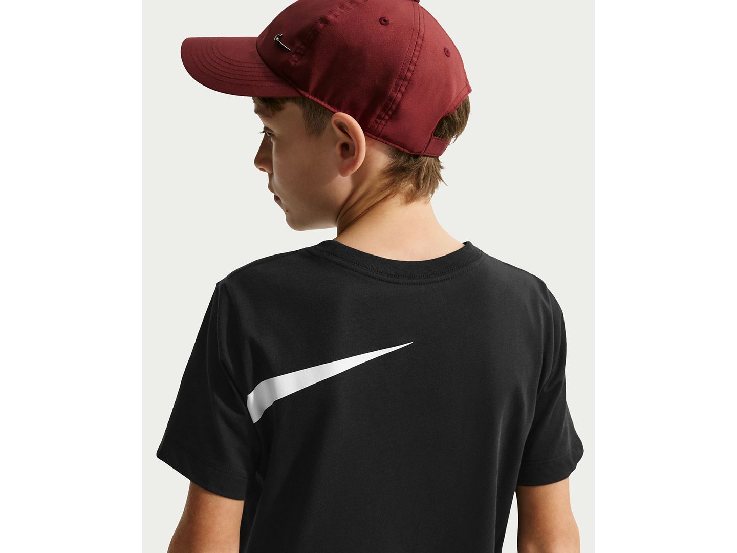 Детский свитшот Nike Sportswear Club Energy с круглым вырезом для мальчиков 8-20, цвет: Чёрный — фото 4
