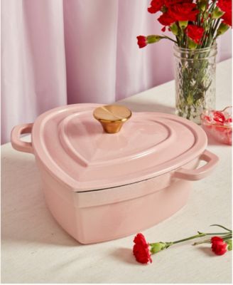3-Quart Enameled Cast Iron Heart-Shaped Dutch Oven