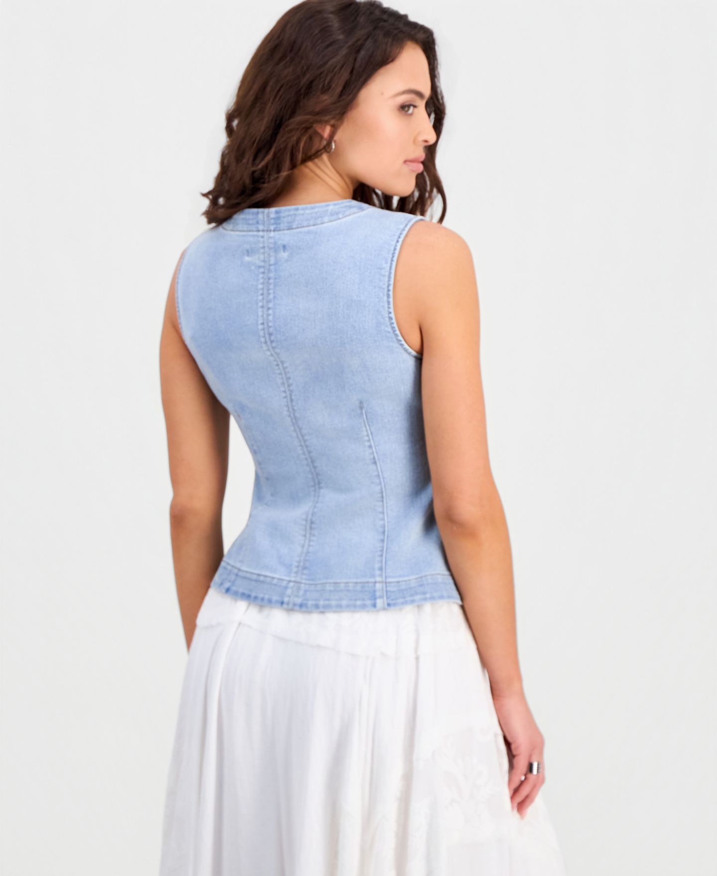 Женский жилет And Now This Petite Denim Flyaway Vest, цвет: Светлая варка — фото 4