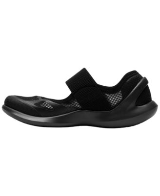 Women's Cloudsteppers Solevana Strap Flats