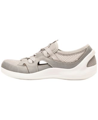 Women's Cloudsteppers  Solevana Step Slip On Sneakers