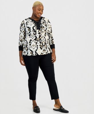 Plus Size Lace-Up 3/4-Sleeve Knit Top