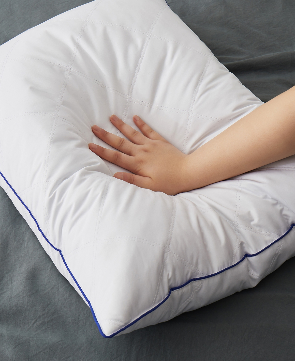 Unikome Medium Density Goose Down Feather 2-Pack Pillows