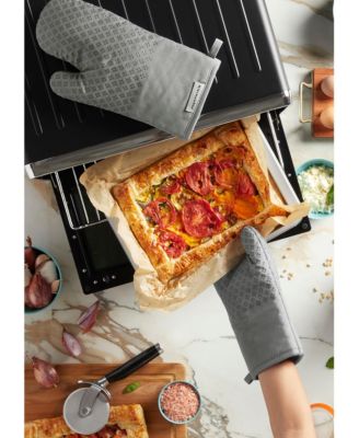 Asteroid 2 Piece Oven Mitt Set