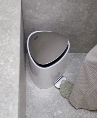 Easy Store 5-Liter Pedal Bin with Liner Storage