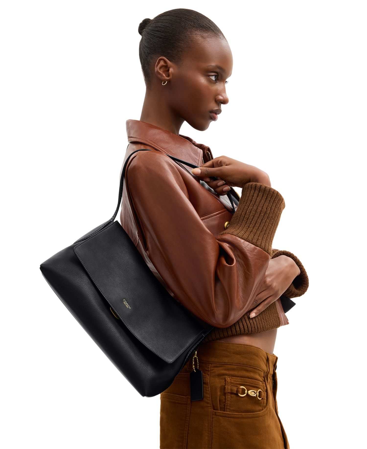 Chelsea Medium Leather Slim Shoulder Bag 30