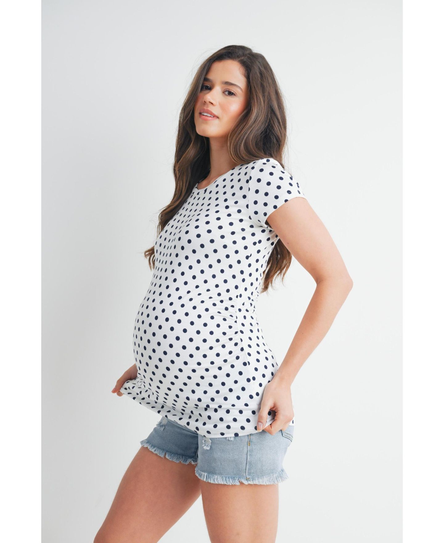 Женская футболка Hello Miz Maternity Short Sleeve Crewneck Polka Dot, цвет: Слоновая кость тёмно-синий — фото 2