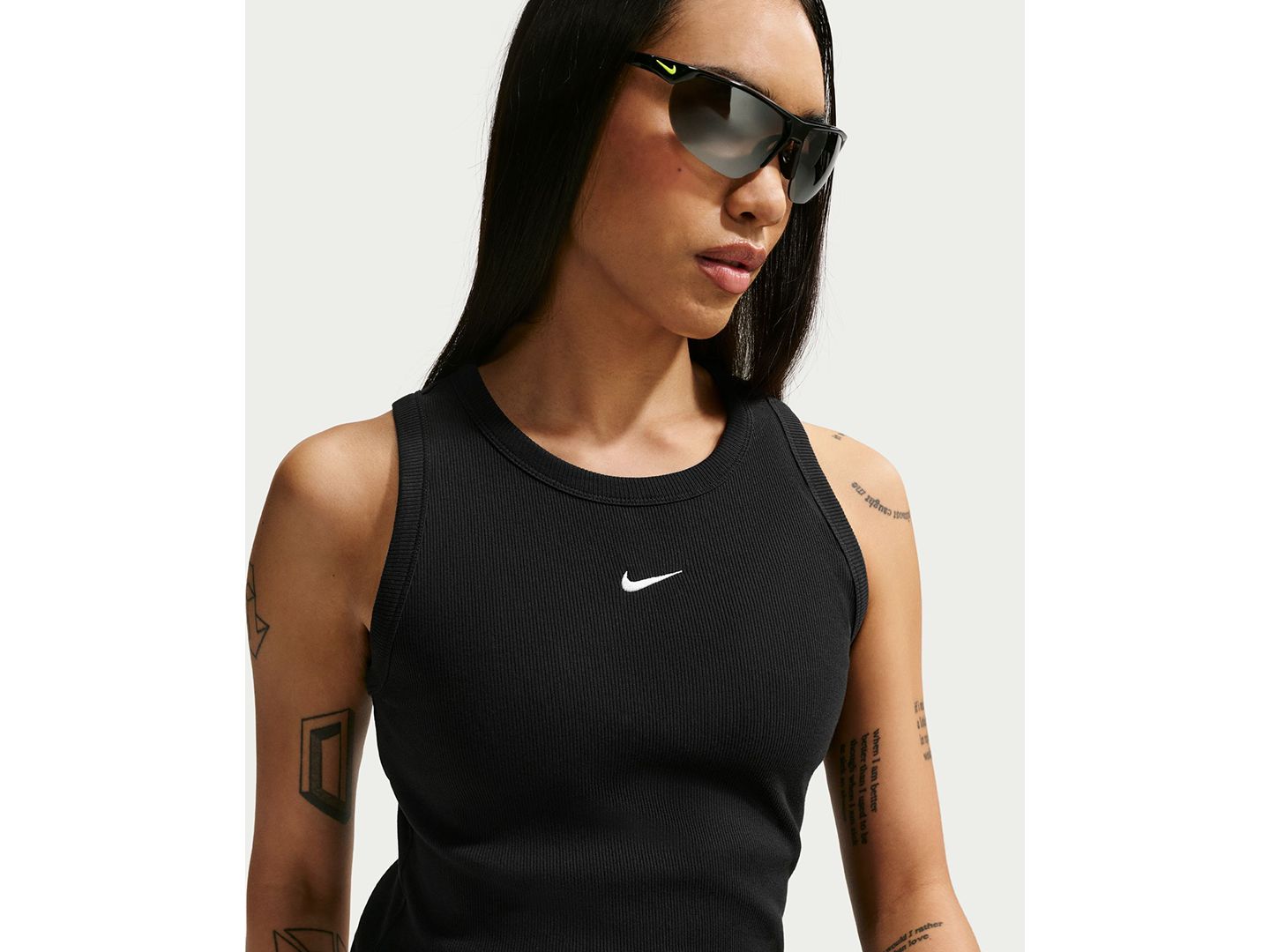 Женская облегающая майка Nike в рубчик, цвет: Чёрный / Белый — фото 2