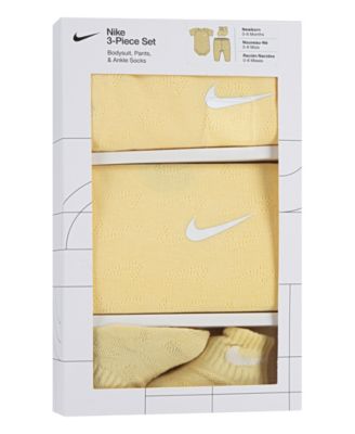 Baby Girls' Pointelle Bodysuit, Pants and Socks, 3-Piece Set