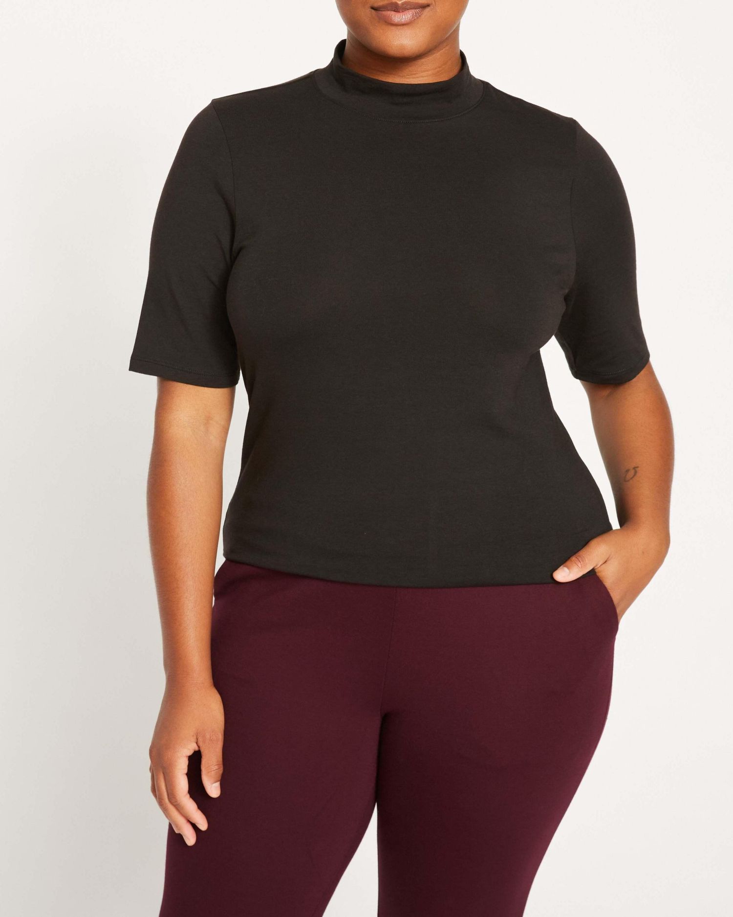 Women's Plus Size Modern Mock Neck Tee