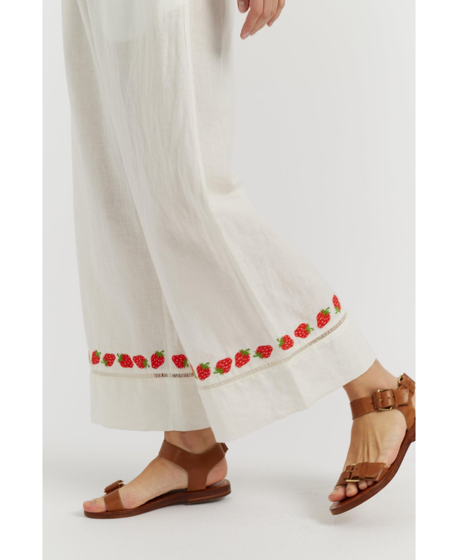Women's Chinti and Parker Linen-Blend Strawberry Trousers
