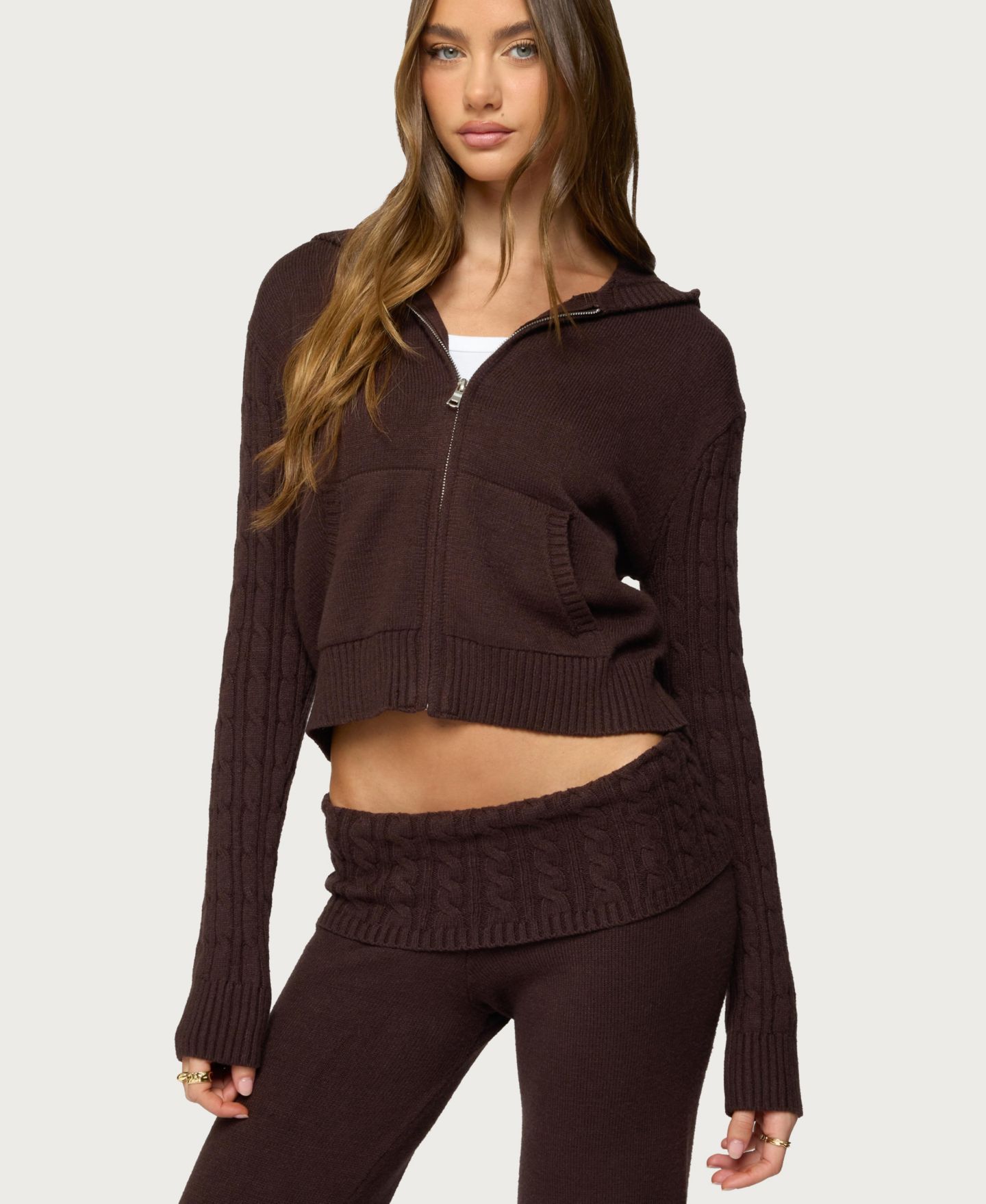 Женское худи Edikted Lula Cable Knit Zip Up, цвет: Коричневый — фото 1