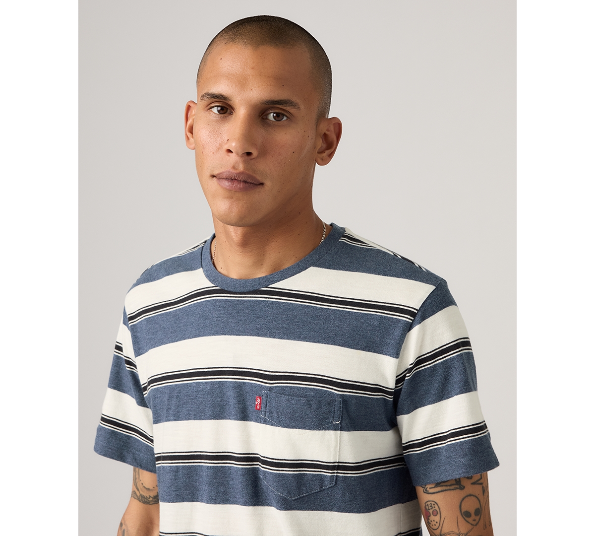 Levi's Men's Classic Pocket Short Sleeve Crewneck T-shirt