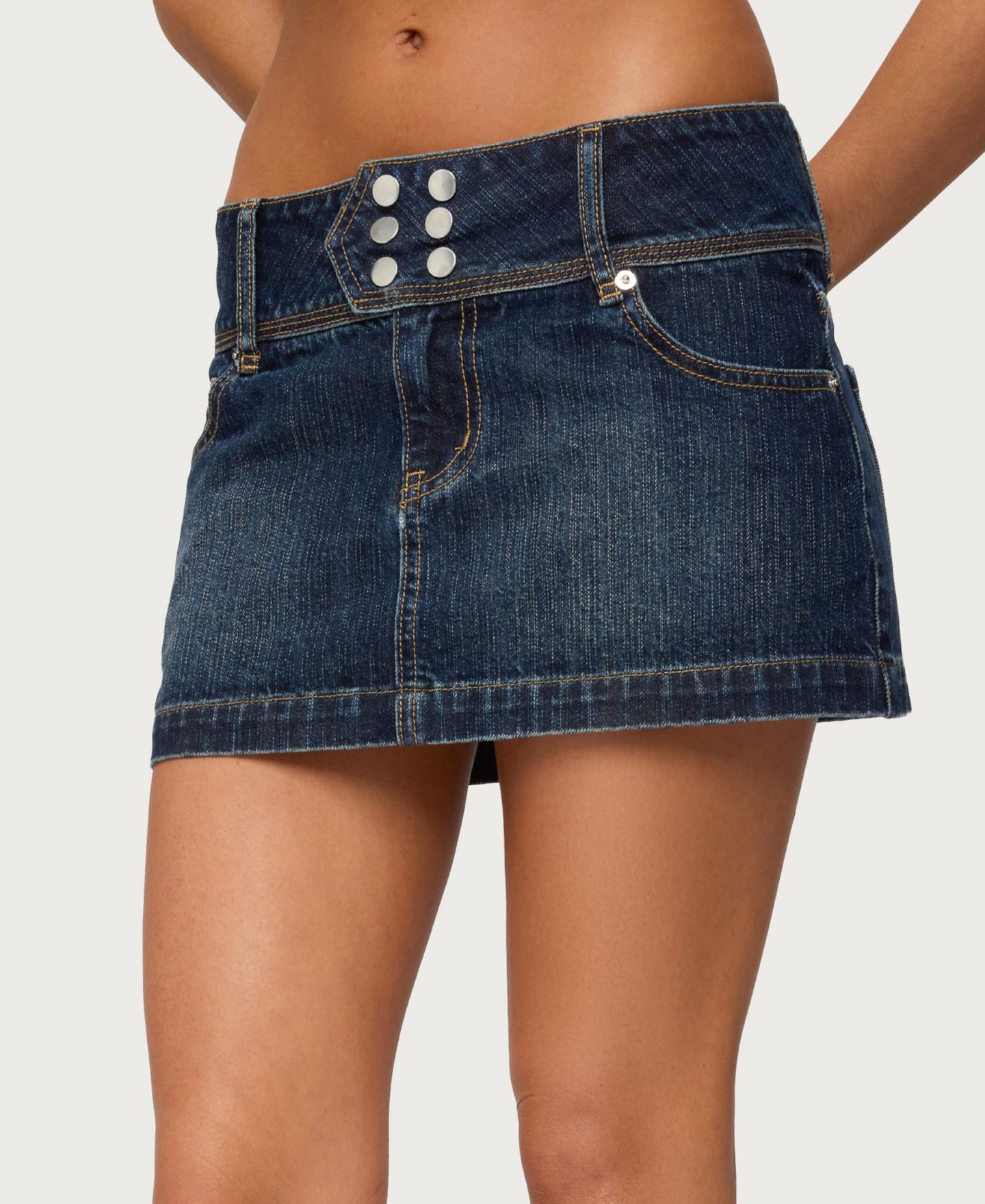 Женская юбка Edikted Fatama Denim Mini, цвет: Тёмный синий — фото 4