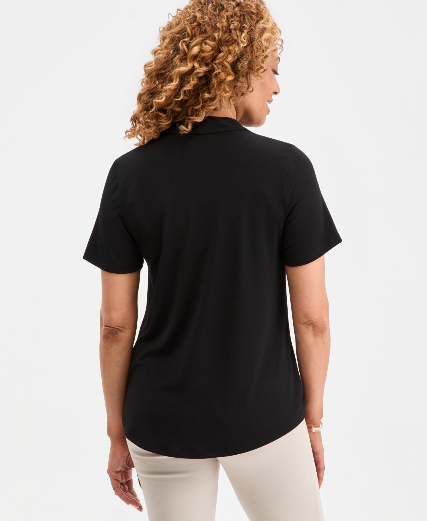 Женский топ JM Collection Solid Short-Sleeve V-Neck Knit, цвет: Глубокий чёрный — фото 3