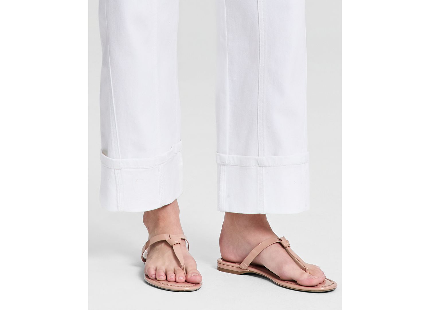 Women's High Rise Cuffed Wide-Leg Jeans