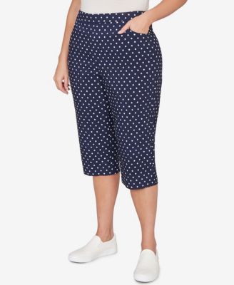 Plus Size Port Side Polka Dot Flat Front Denim Capri Pants