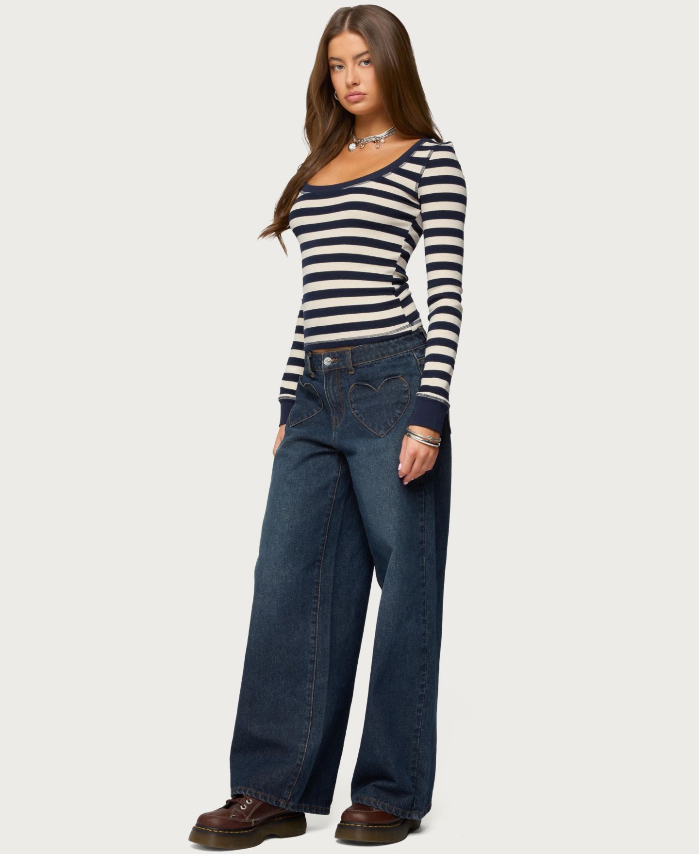Женские джинсы Edikted Heart Pockets Low Rise Baggy, цвет: Тёмный синий — фото 3