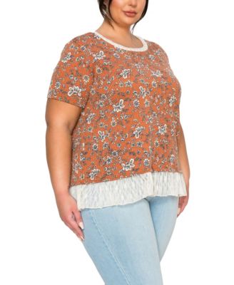 Plus Size Boho Floral Rib and Lace Pleat Back Short Sleeve Top