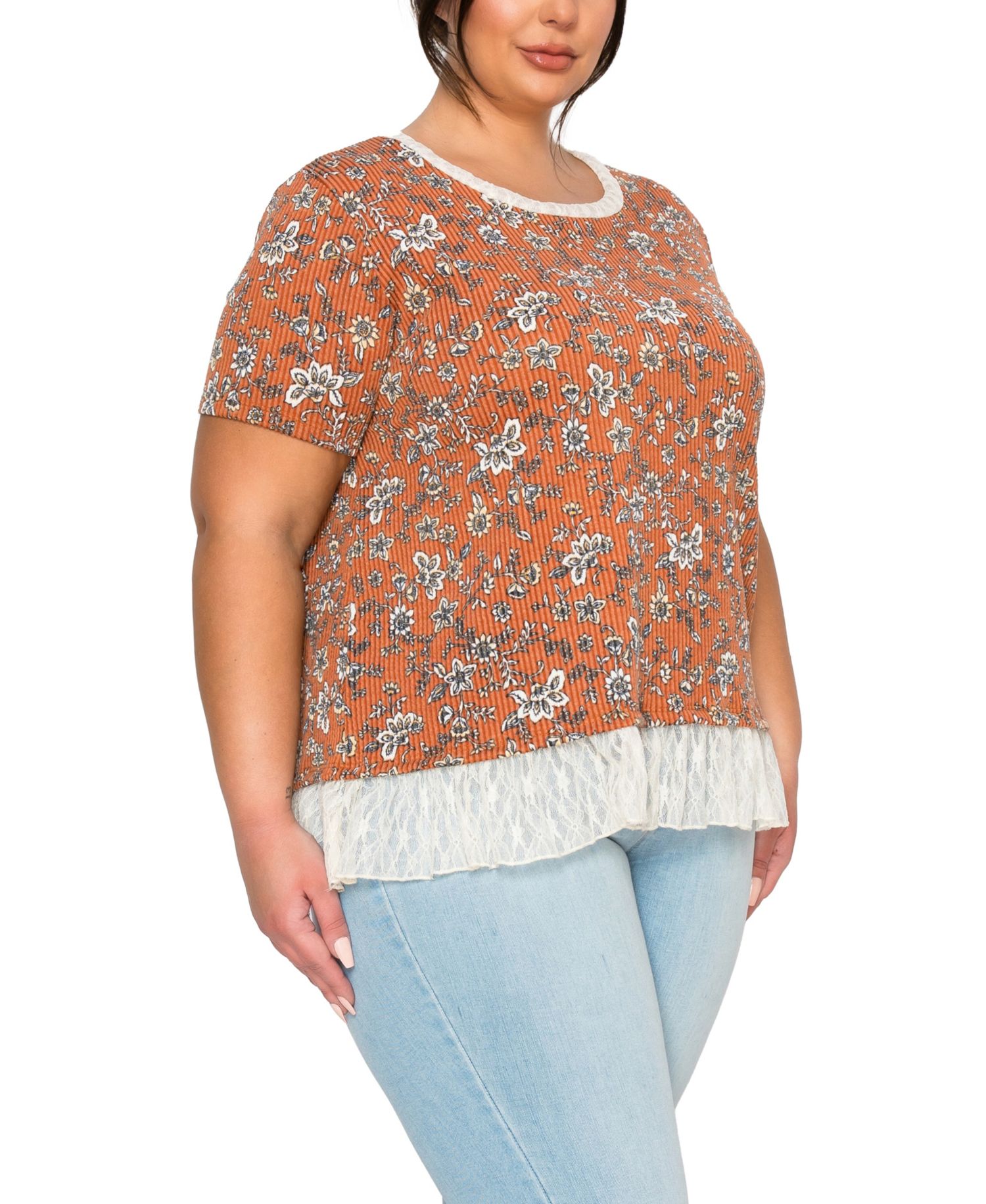 Plus Size Boho Floral Rib and Lace Pleat Back Short-Sleeve Top