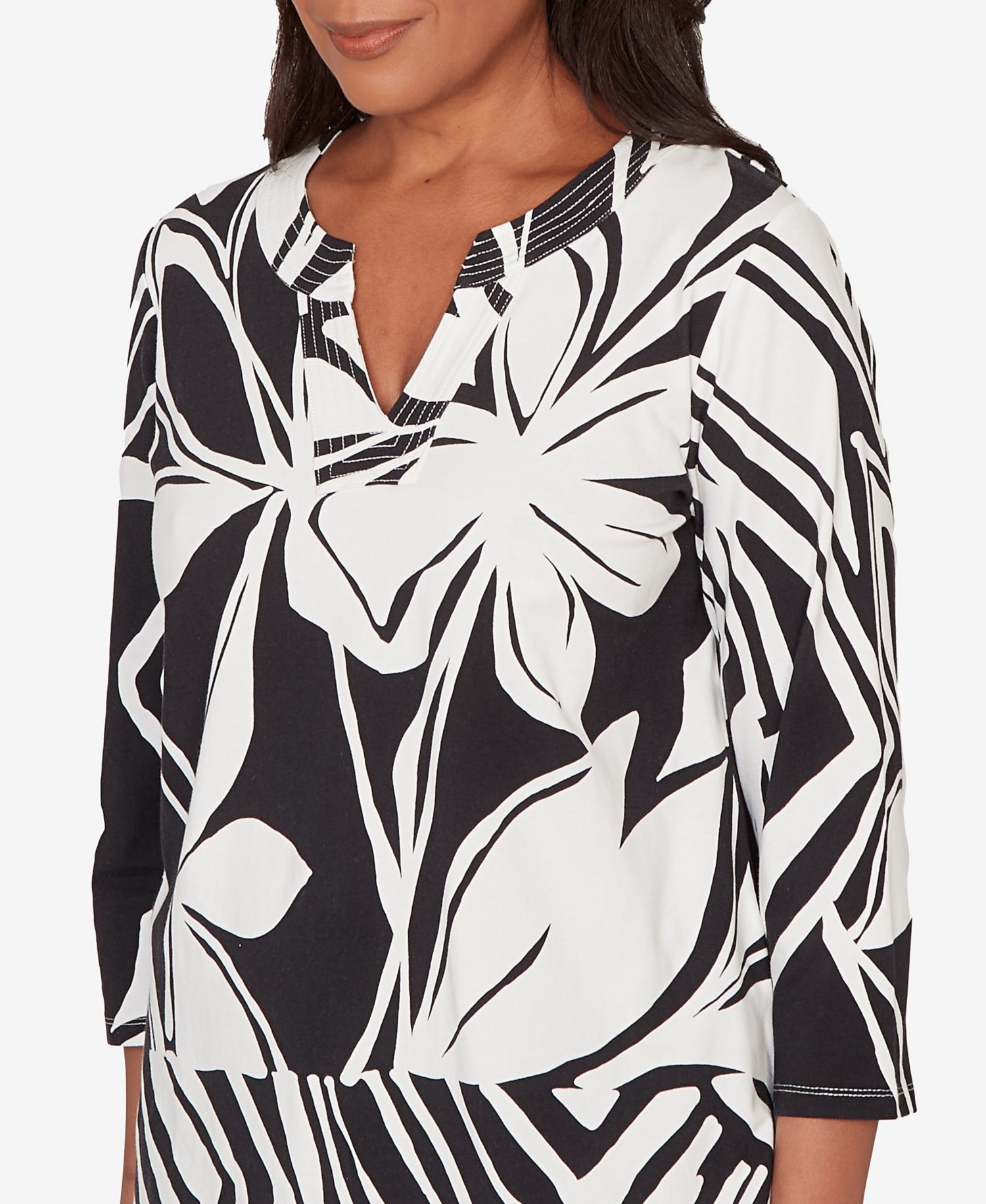 Women's Crowd Pleaser Dramatic Abstract Floral Split Neck Top