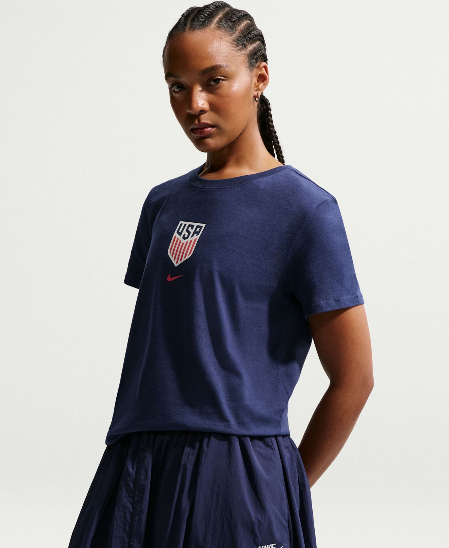 Женская футболка Nike USA Crest Soccer, цвет: Полуночный тёмно-синий — фото 3