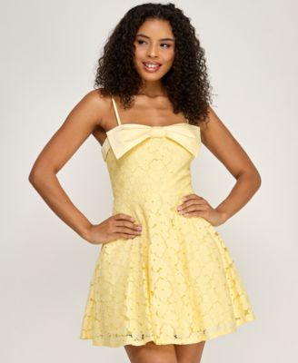 Junior's Bow Front Lace Dress