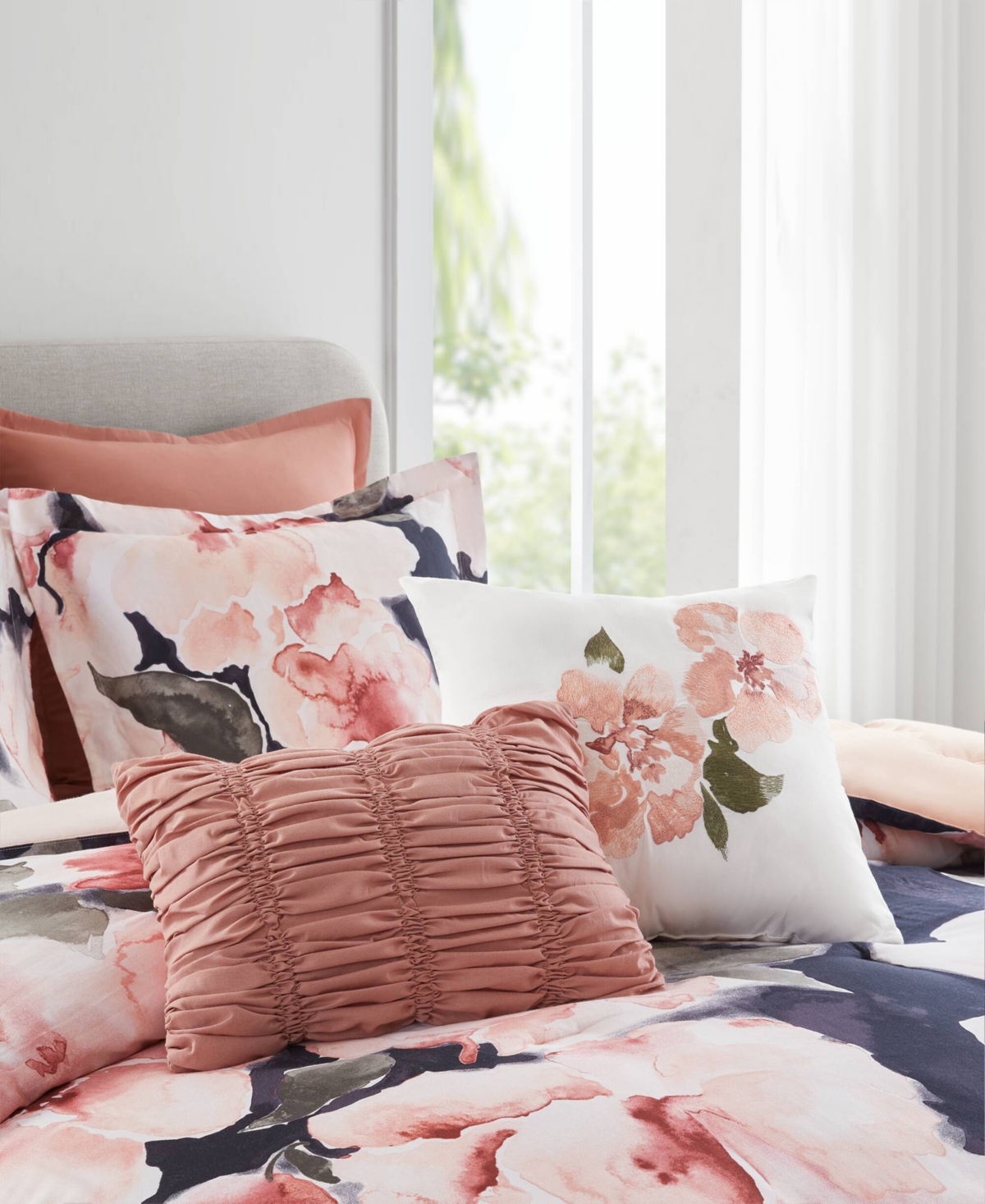 Madison Park Shanti Breathable Textured All-Season 7-Pc. Comforter Set