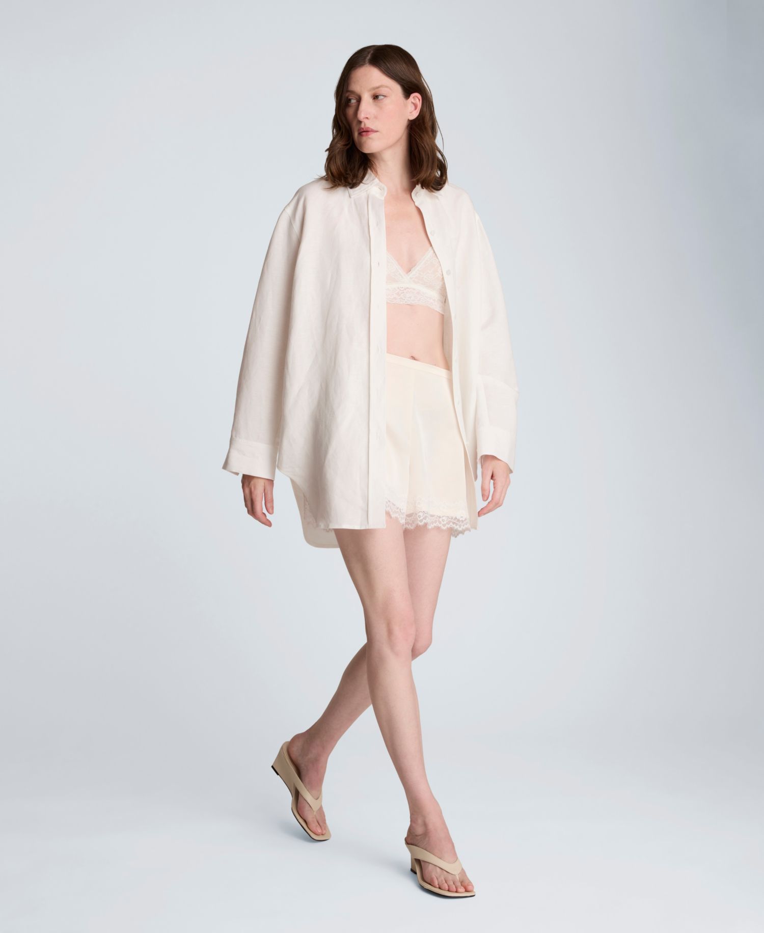 Women's Mid-Rise Lace Pull-On Shorts