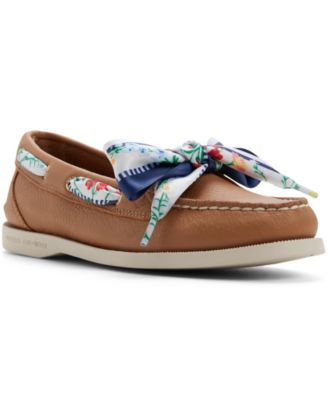 Women's Authentic Original One-Eye Round Toe Boat Shoes