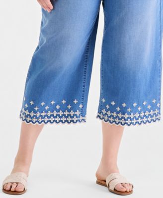 Plus Size Embroidered Scalloped High Rise Wide-Leg Crop Jeans