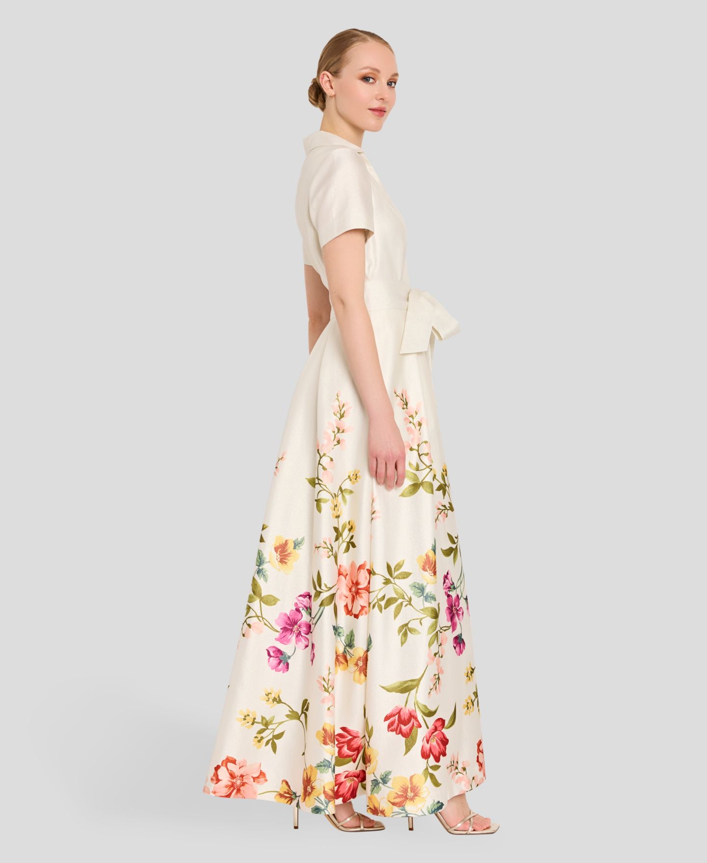 Женские платья Tahari ASL V-Neck Short-Sleeve Printed Gown, цвет: Кремовый пудровый — фото 4