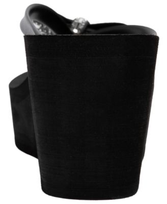 Women's Boujee Platform Thong Wedge Sandals