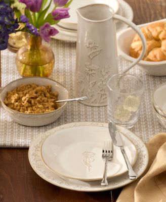 Homespun Pitcher, 82 oz.