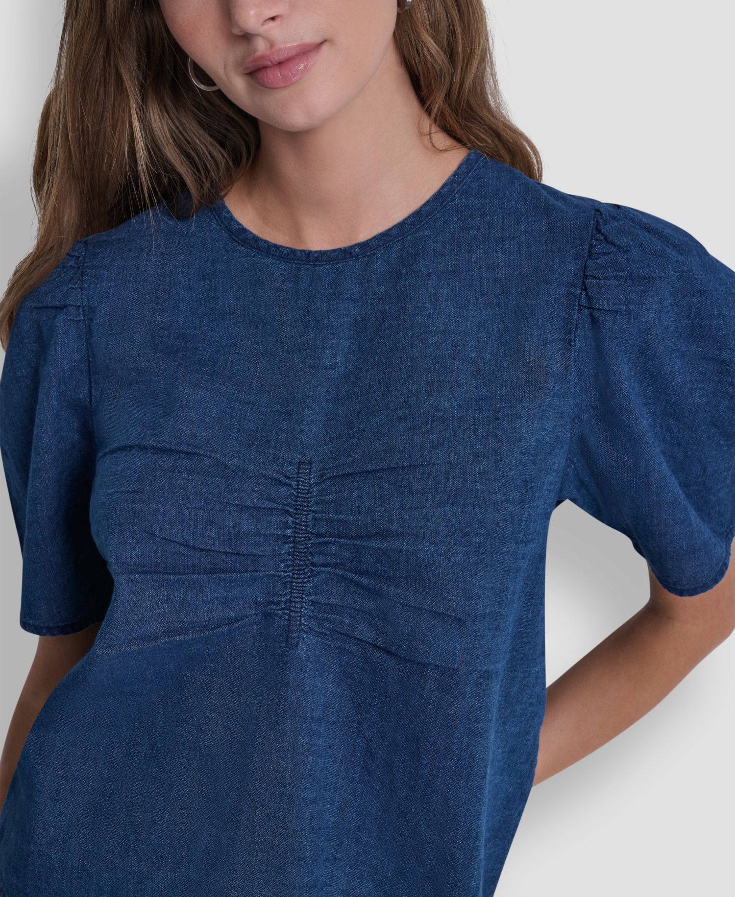 Petite Puff Short-Sleeve Crew Neck Ruched Shirt