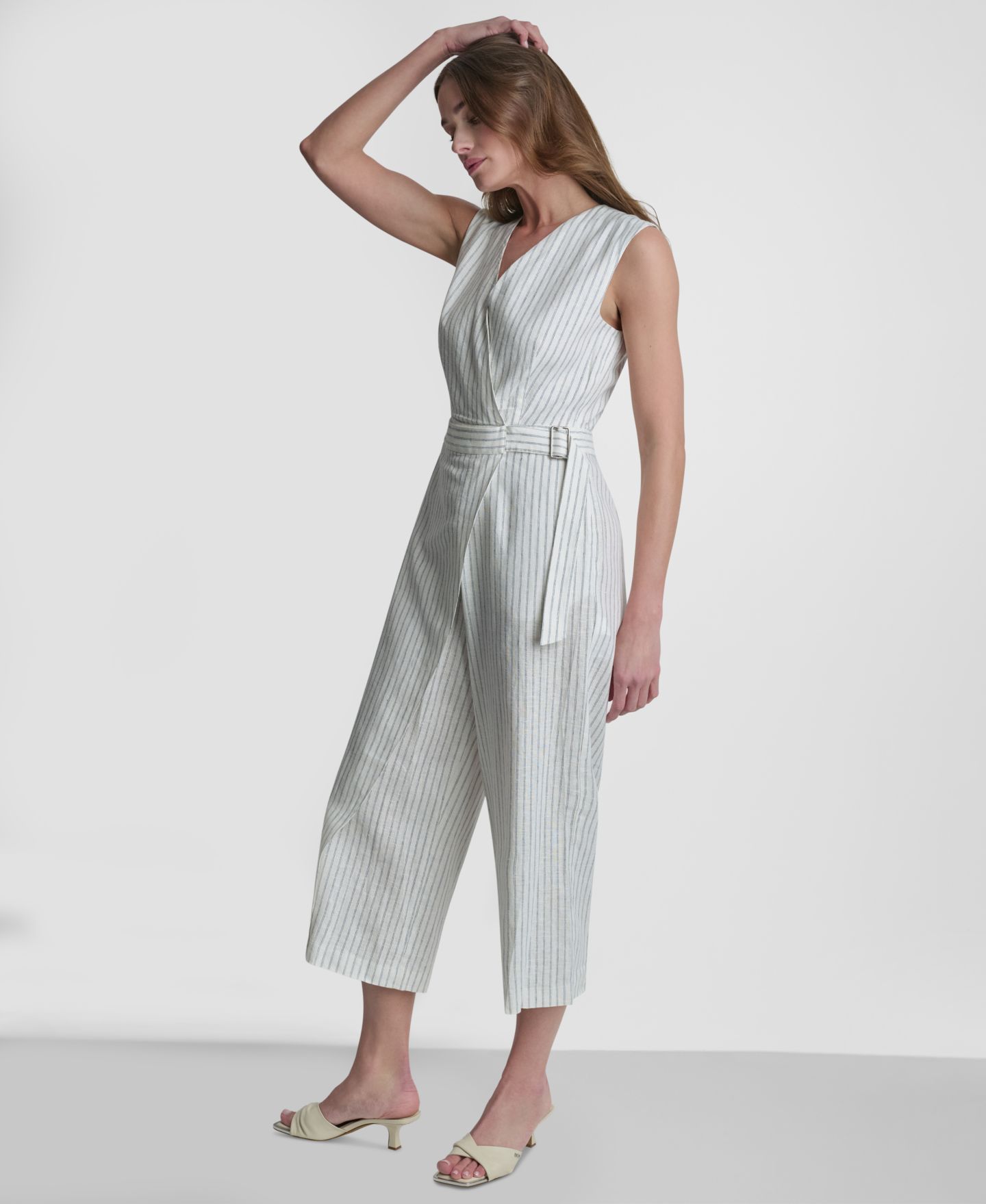 Женский комбинезон DKNY Striped Sleeveless Wrap Jumpsuit, цвет: Слоновая кость / Тёмно-синий — фото 3
