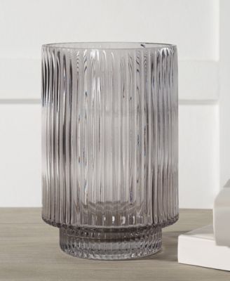 Indoor 7.1" Glass Vase