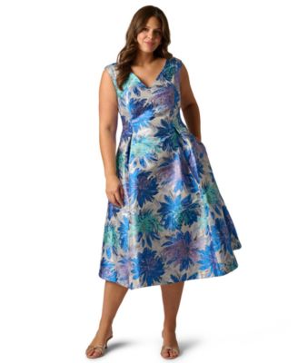 Plus Size Metallic Jacquard Midi Dress
