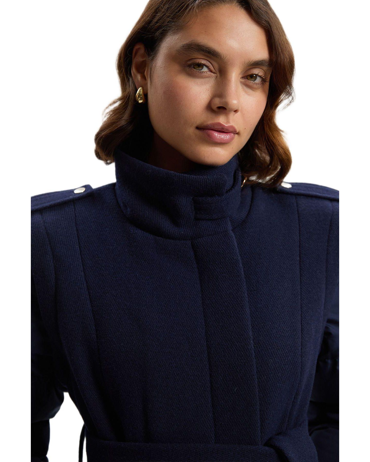 Женская куртка Karen Millen Wool High Neck Puffer Belted Midi, цвет: Тёмно-синий — фото 4