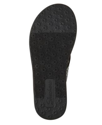 Women’s Meditation Luxe - Sunny Glow Flip-Flop Thong Sandals from Finish Line