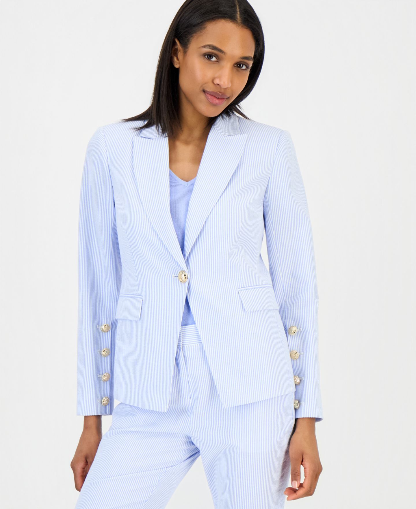 Женские комплекты Tahari ASL Seersucker Stripe Cotton One-Button Blazer, V-Neck Sleeveless Ribbed-Knit Top & Seersucker Stripe Cotton Slim-Leg Pants, цвет: Тёмно-коричневый — фото 2