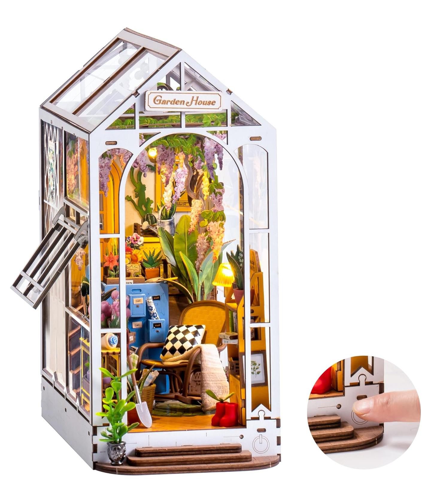 Детский конструктор Robotime Holiday Garden House Book Nook 176-Piece 3D Wooden Puzzle Building Set, Ages 14+, цвет: Белый — фото 1