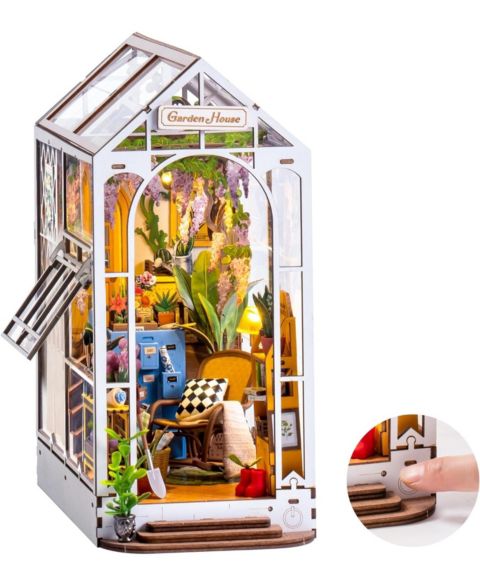 Детский конструктор Robotime Holiday Garden House Book Nook 176-Piece 3D Wooden Puzzle Building Set, Ages 14+, цвет: Белый