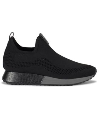 Women's Pringer Slip-On Sneakers
